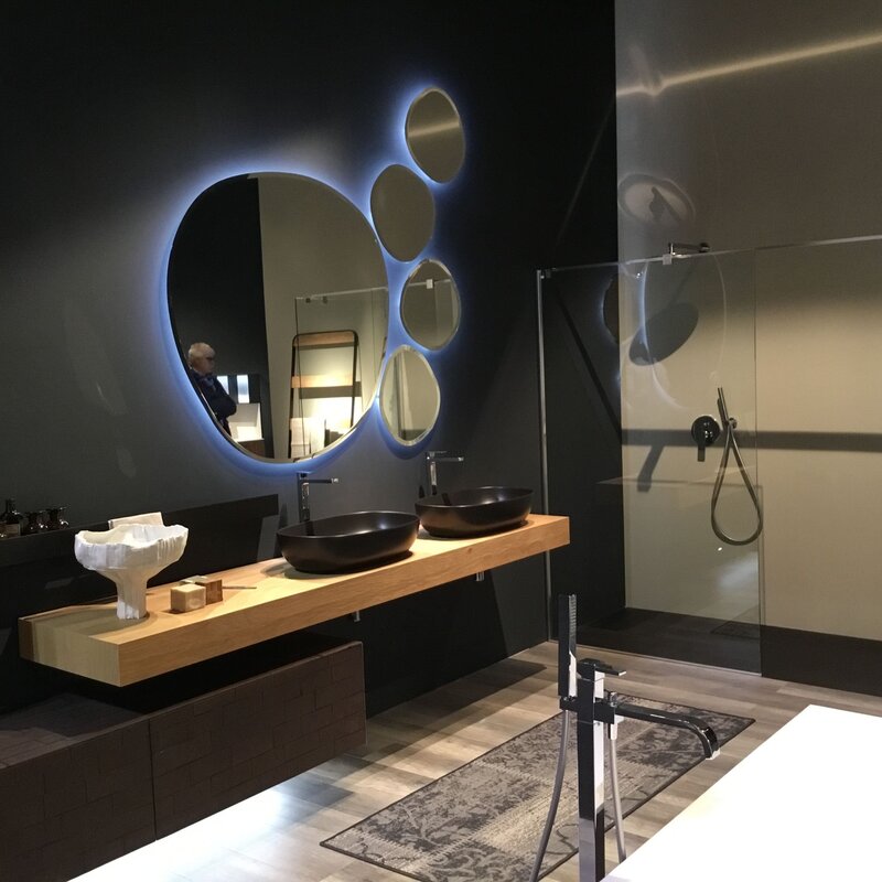 Modern mirror for the bathroom