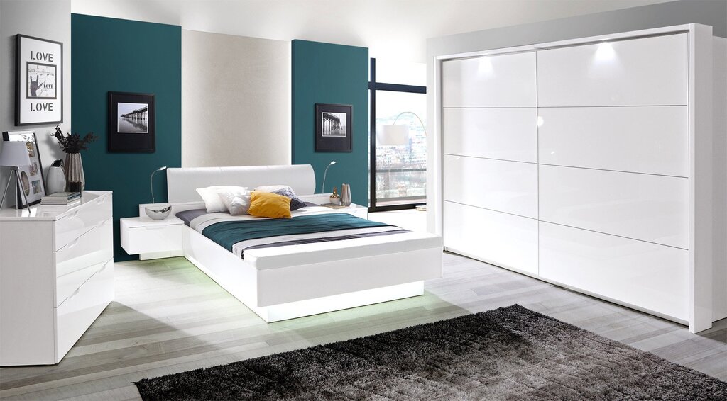 Bedroom white gloss