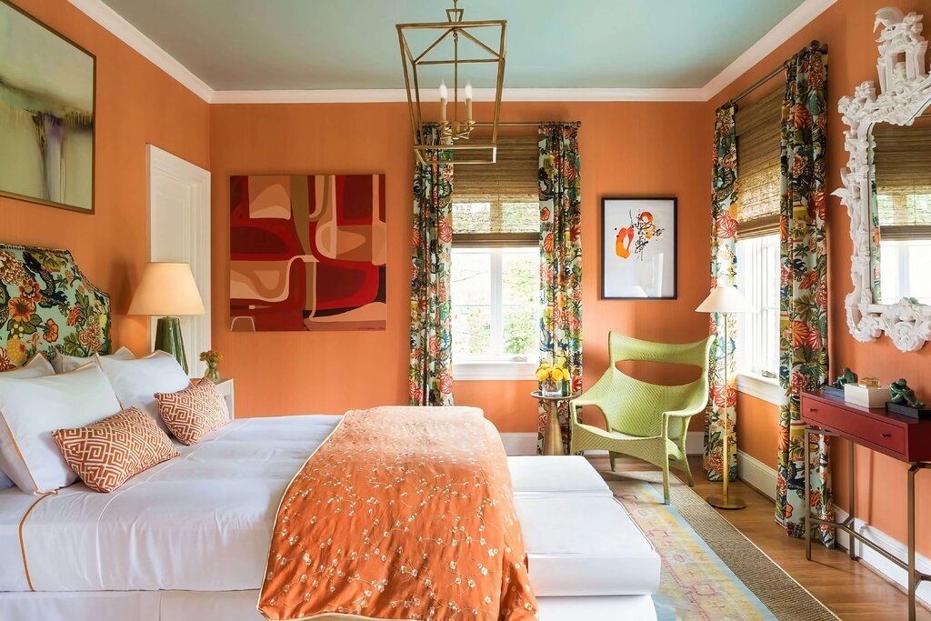 Bedroom in orange tones