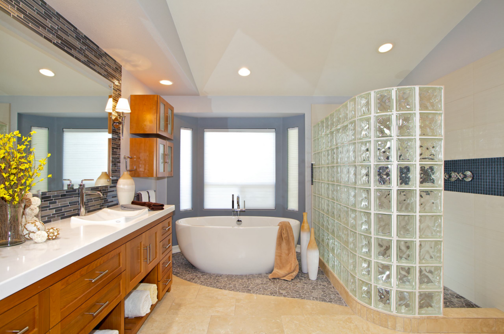 Glass blocks in the bathroom interior