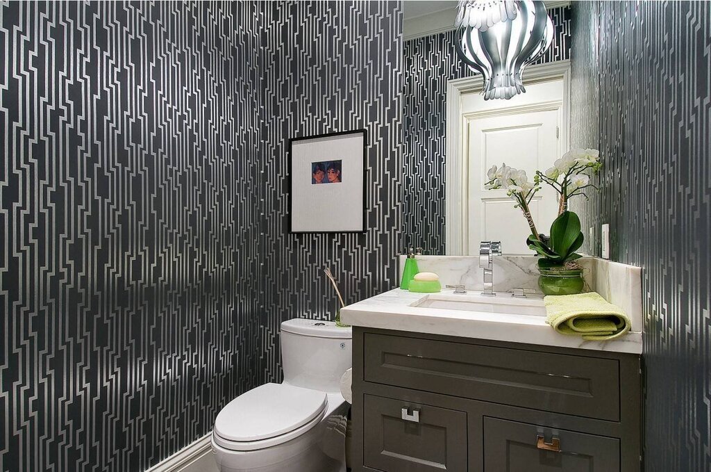 Fiberglass wallpaper for the bathroom