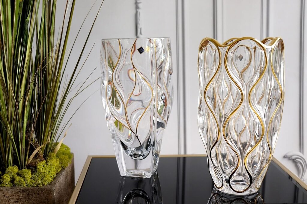 Glass vases in the interior