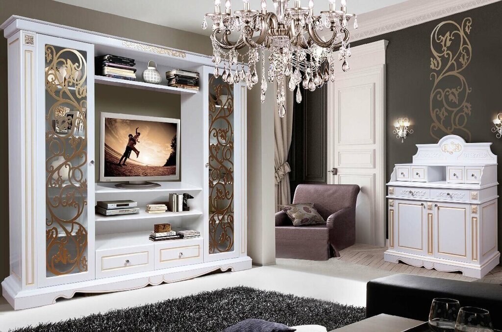 Wall unit in classic style