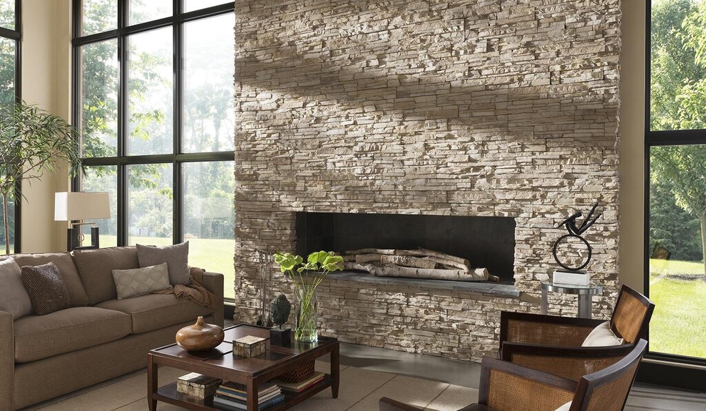 Wall panels with a stone look in the interior