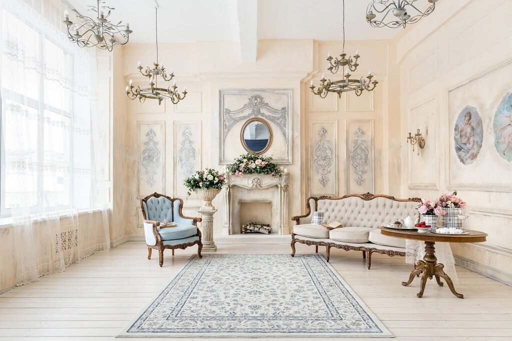 Baroque style in apartment interior