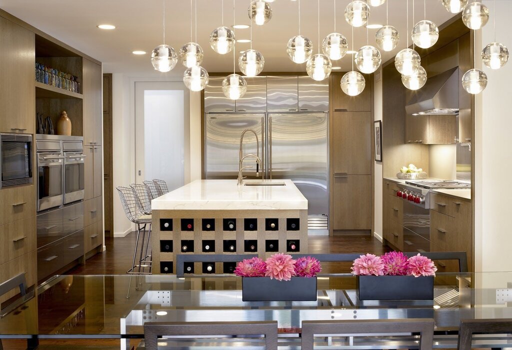 Stylish chandeliers for the kitchen