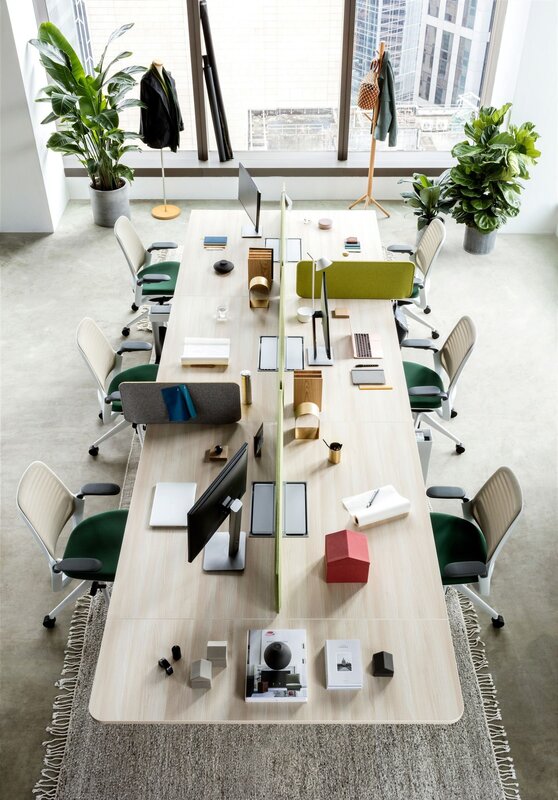 A stylish workspace in the office 18 фото