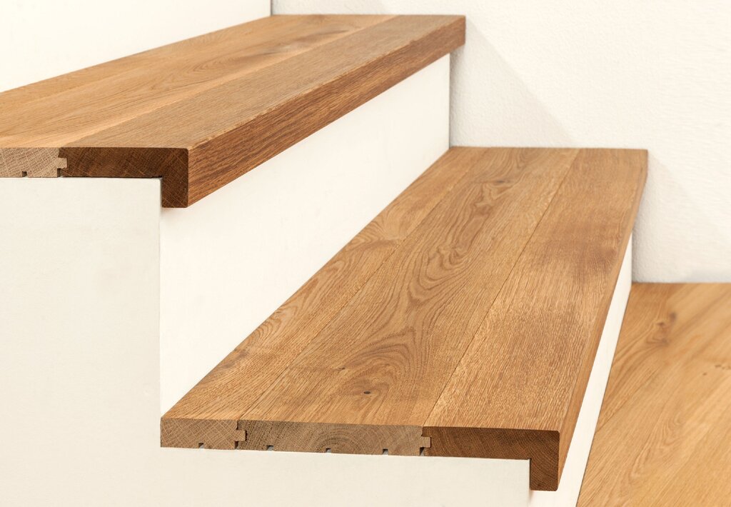 Ready-made laminate stairs