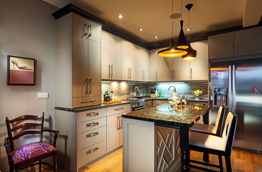 Lighting fixtures in the kitchen interior