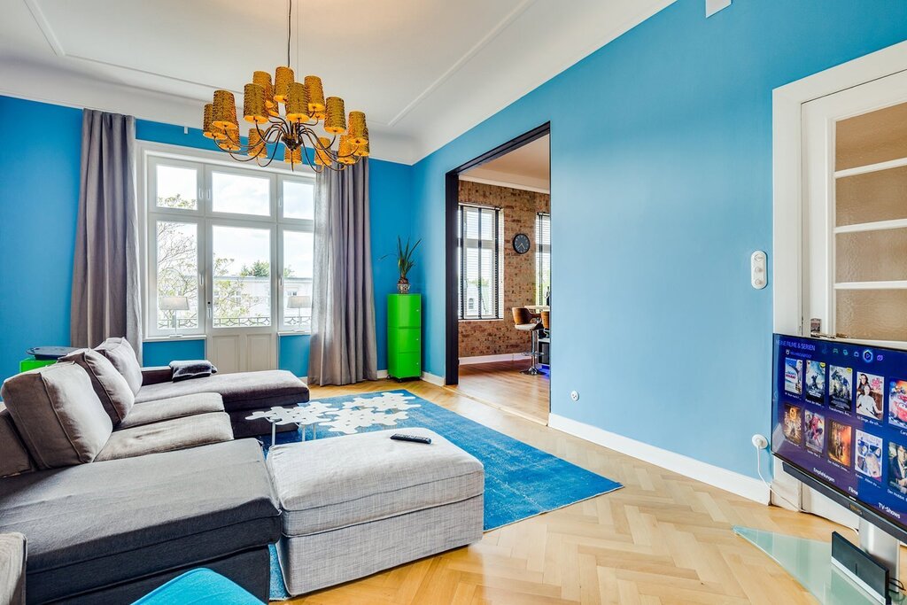 Light blue walls in the interior