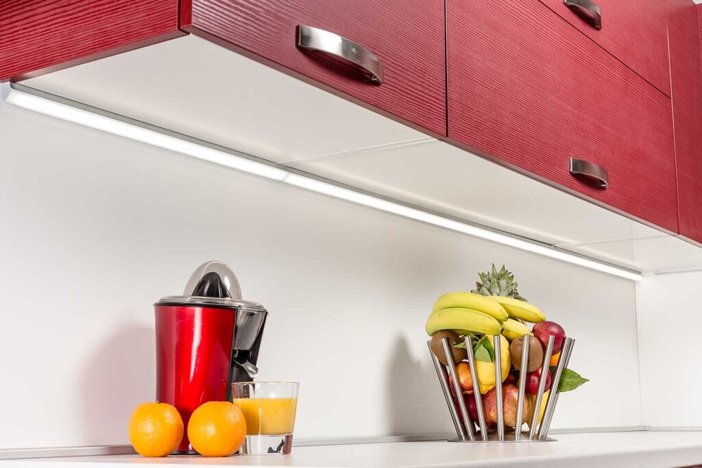 LED light for kitchen under cabinets