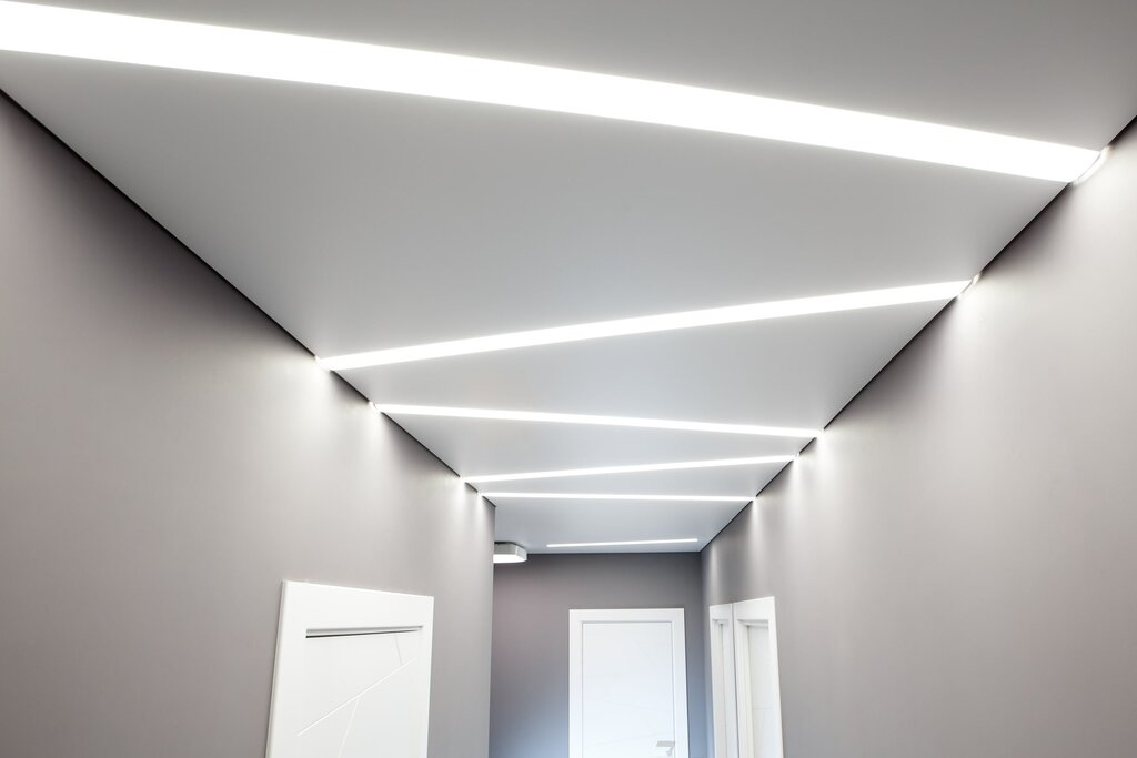 Light lines on the stretch ceiling