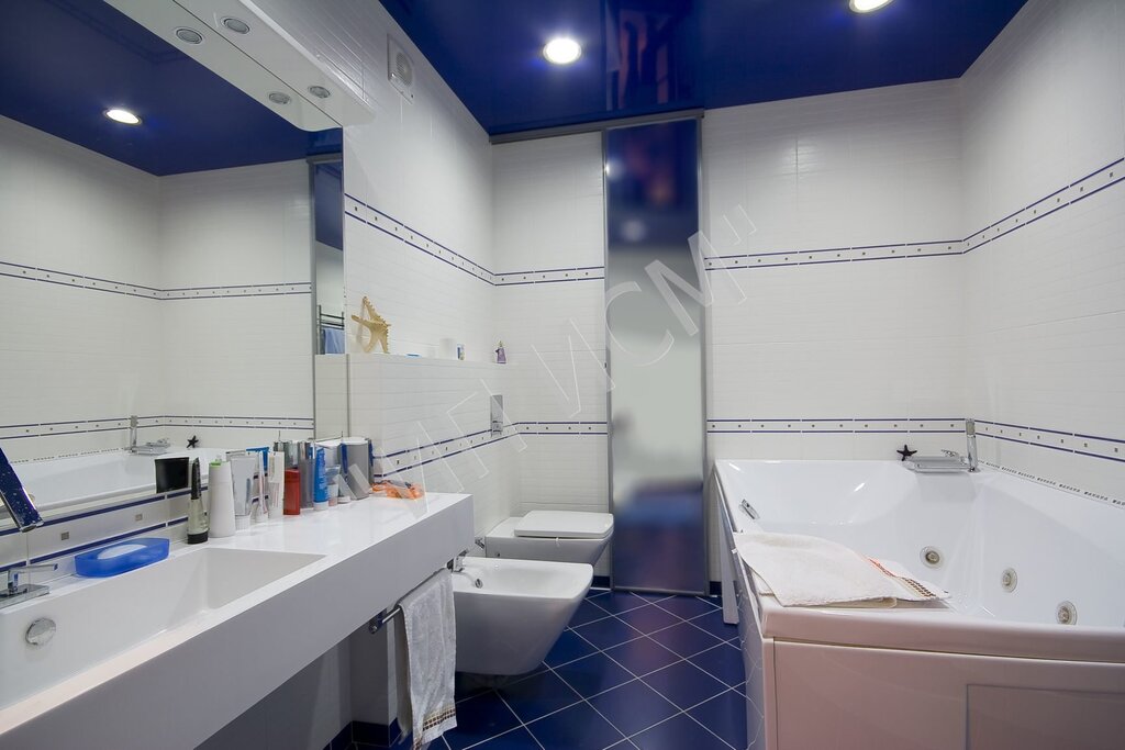 Fabric ceiling in the bathroom