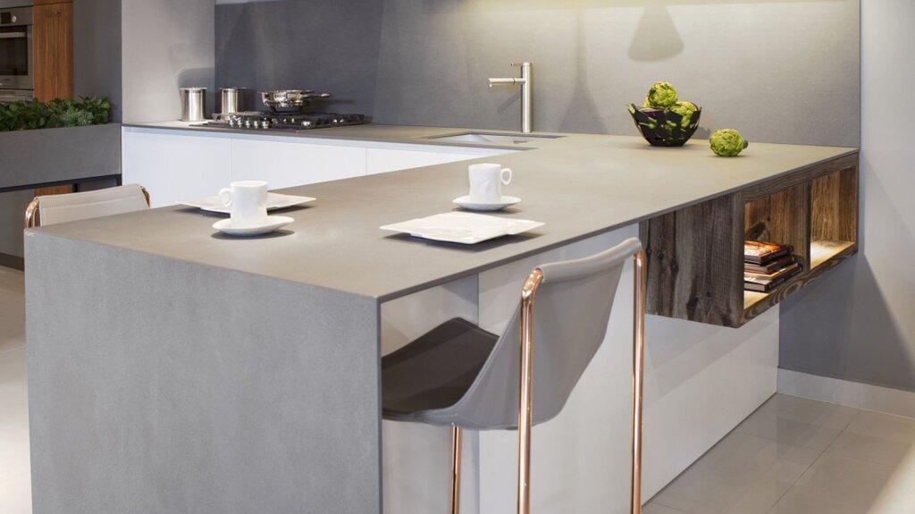 Thin countertop for the kitchen