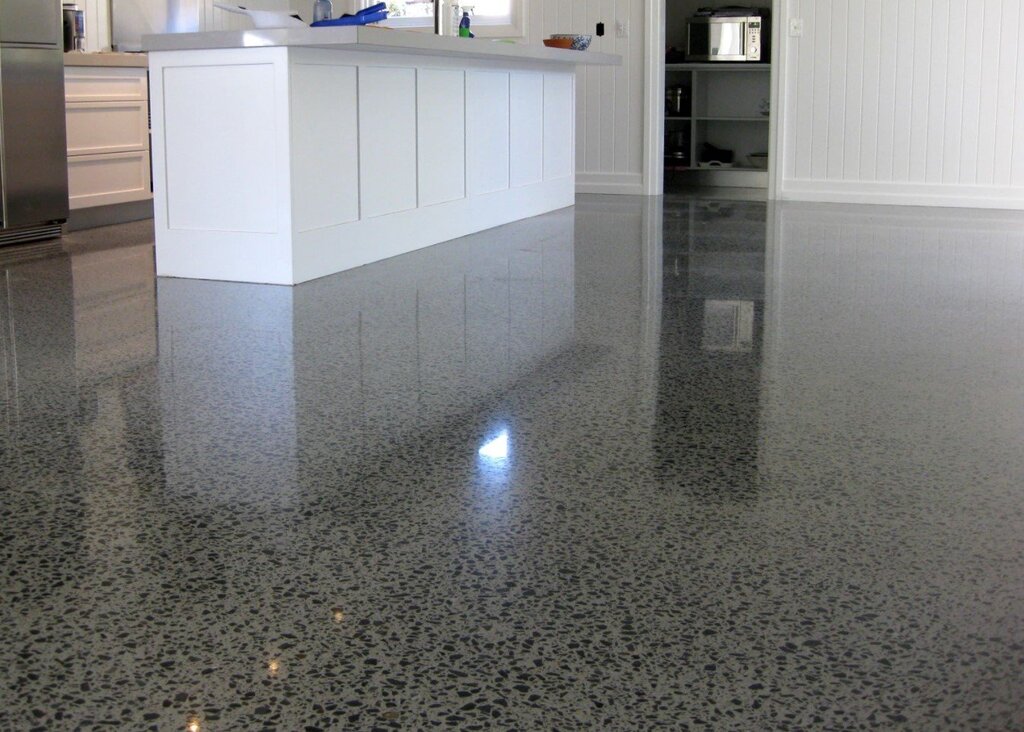 Topping floor