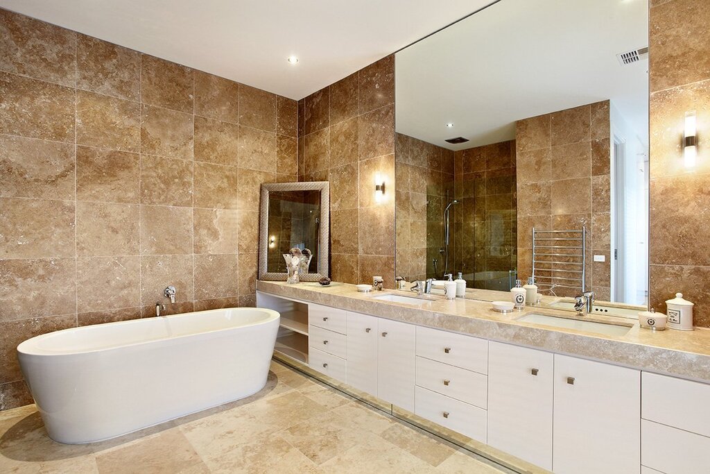 Travertine in the bathroom interior