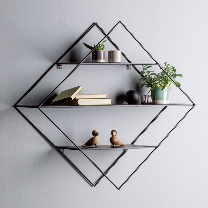 Triangular shelf