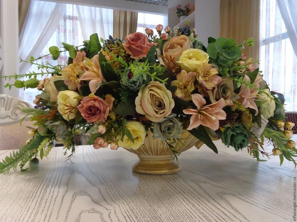 Floral arrangements of artificial flowers for the interior