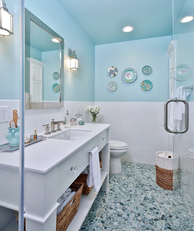 Color solutions for the bathroom