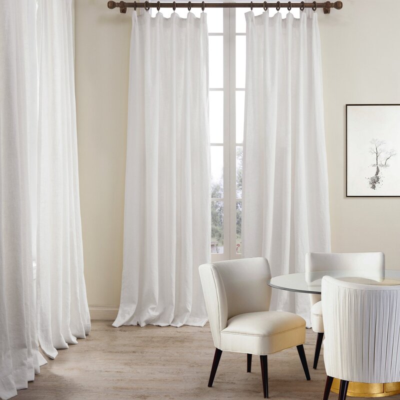 Linen tulle in the living room interior