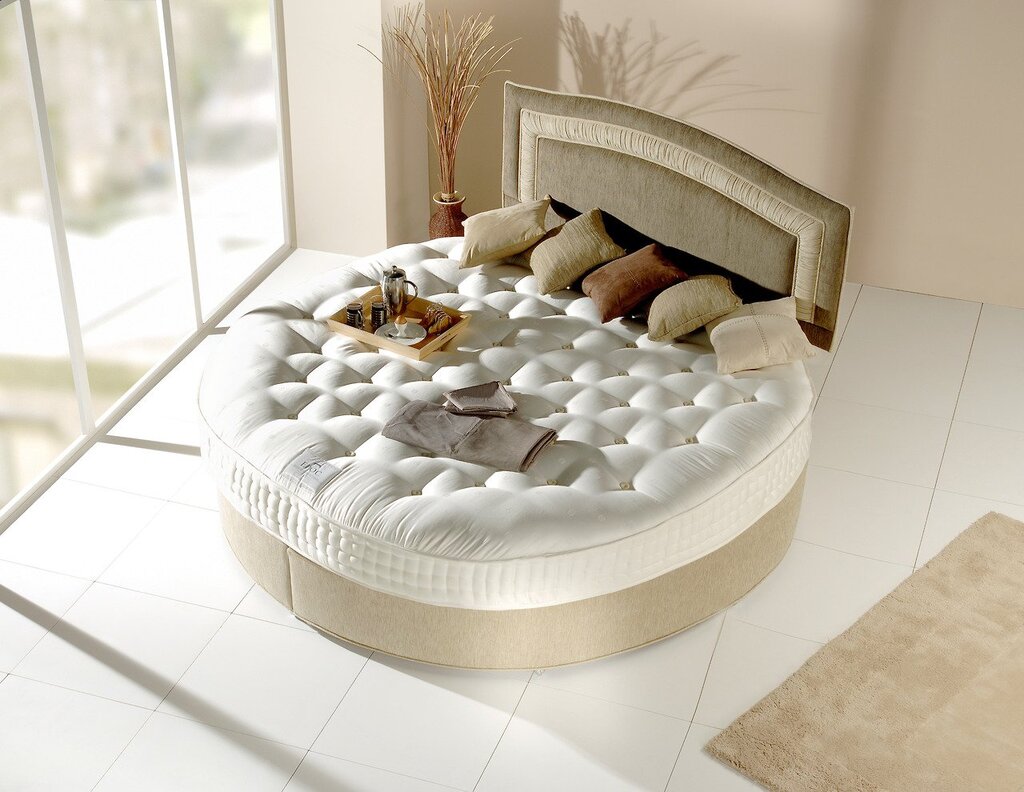 Round corner bed