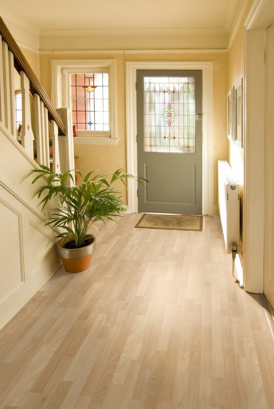 Laying laminate across the corridor