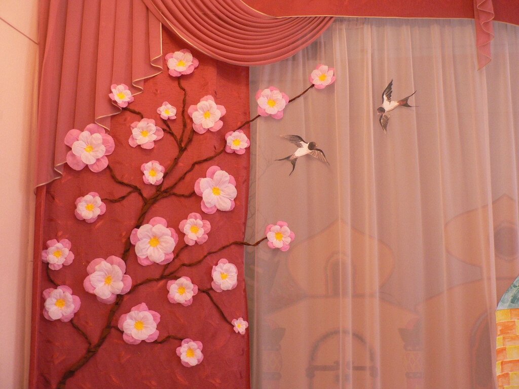 Spring wall decoration