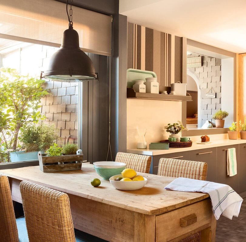 Cozy kitchens in the apartment