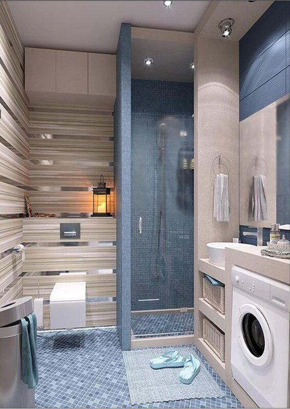 Bathroom with a shower and toilet