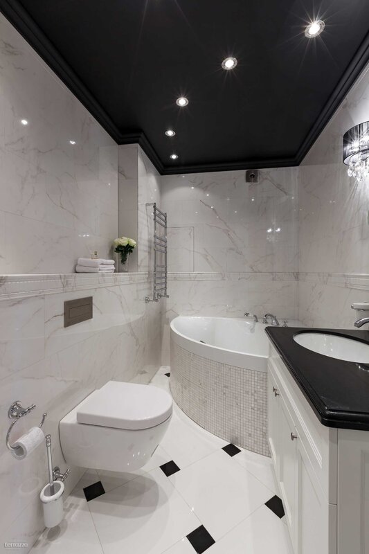 Bathroom with a black ceiling