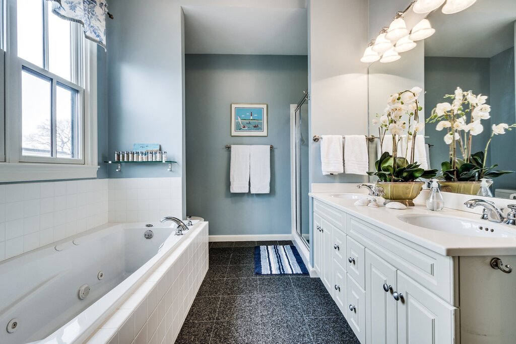 A bathroom with painted walls