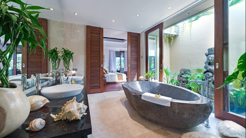 Balinese-style bathroom