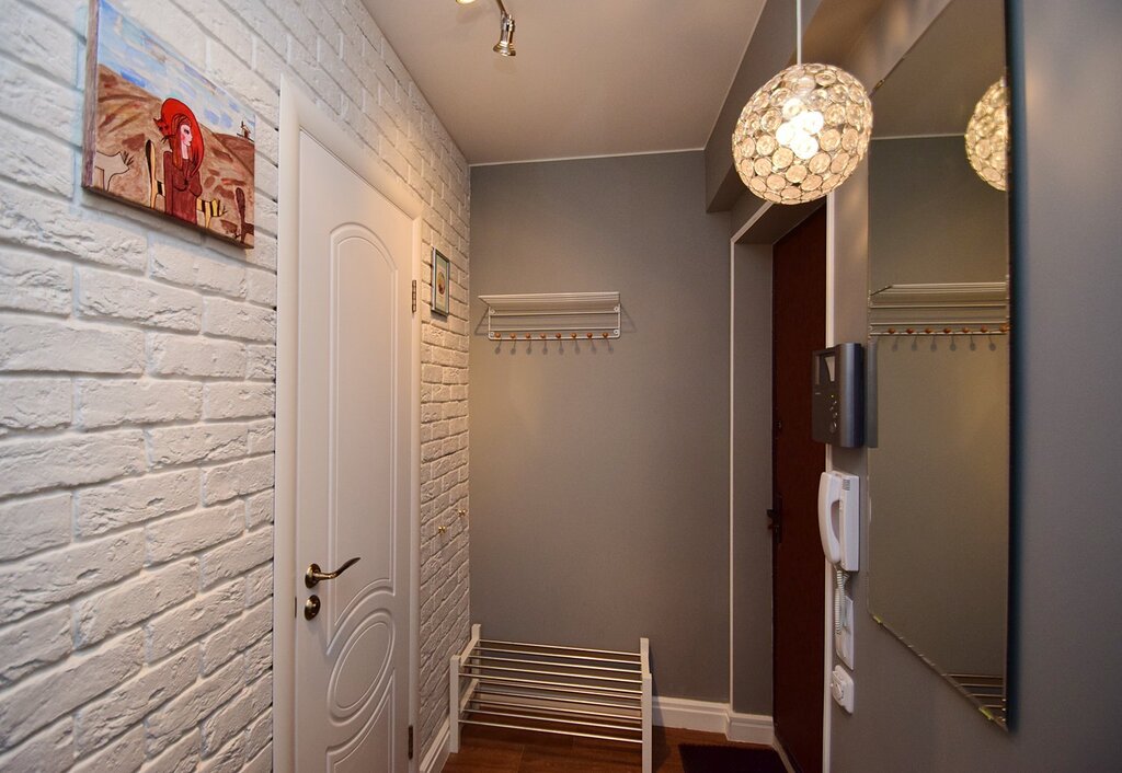 Options for hallway wallpaper