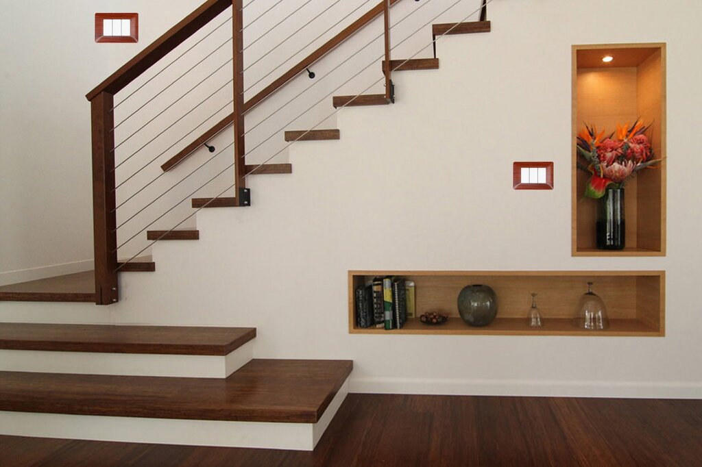 Options for finishing stairs in a private house 33 фото