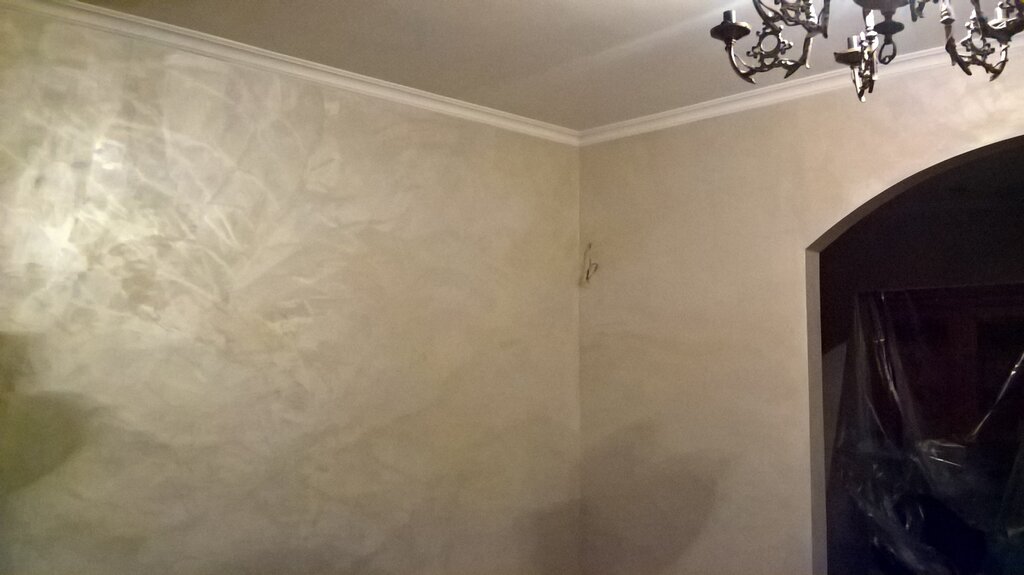 Venetian plaster wet silk