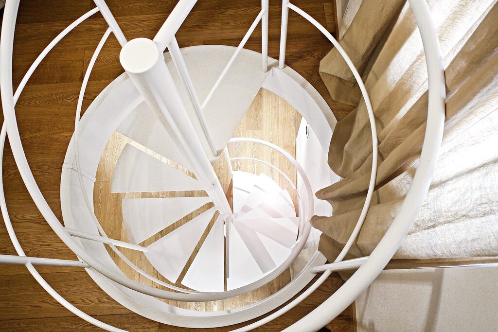 Spiral staircase in the interior