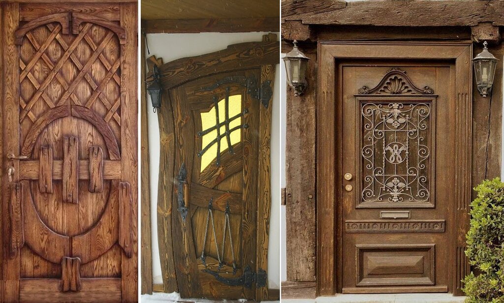 Entrance doors in antique style