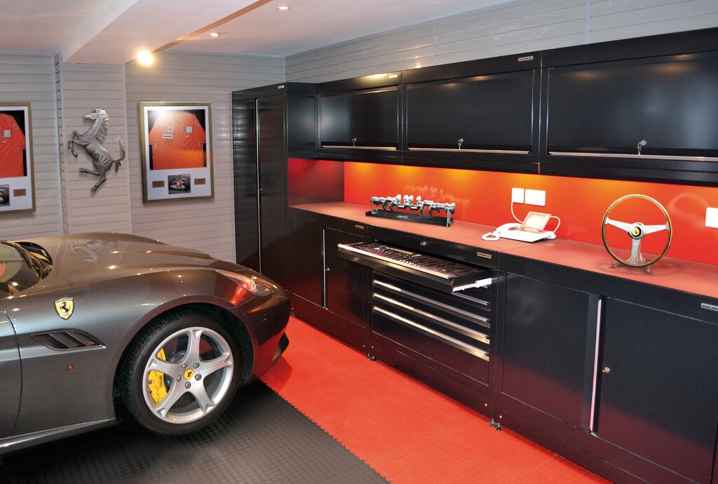 Built-in garage