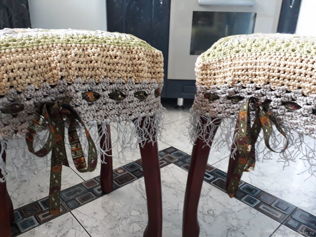 Knitted chair mats