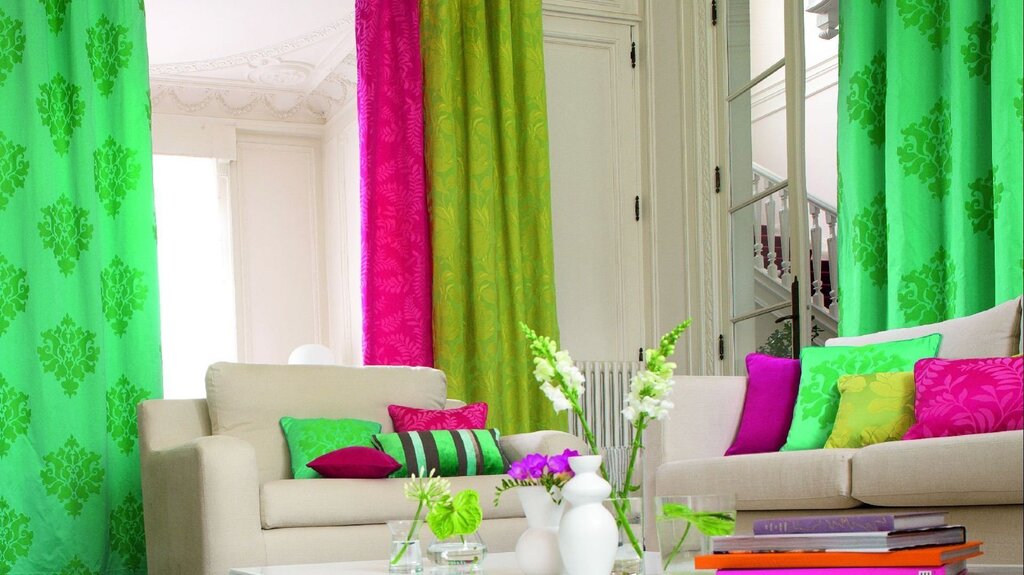 Green curtains for the living room