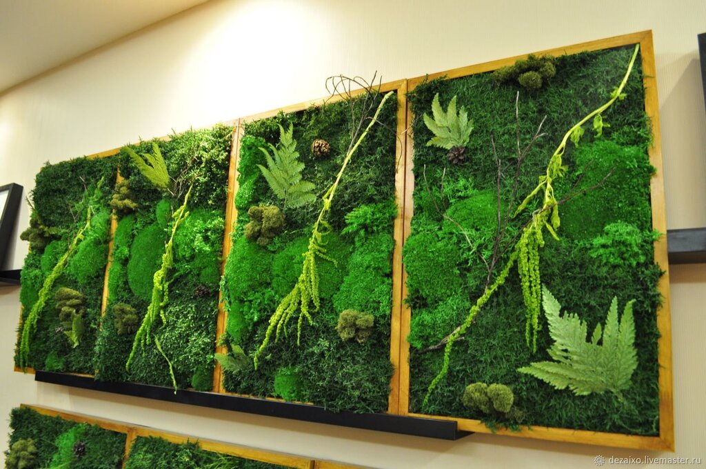 Green wall panel