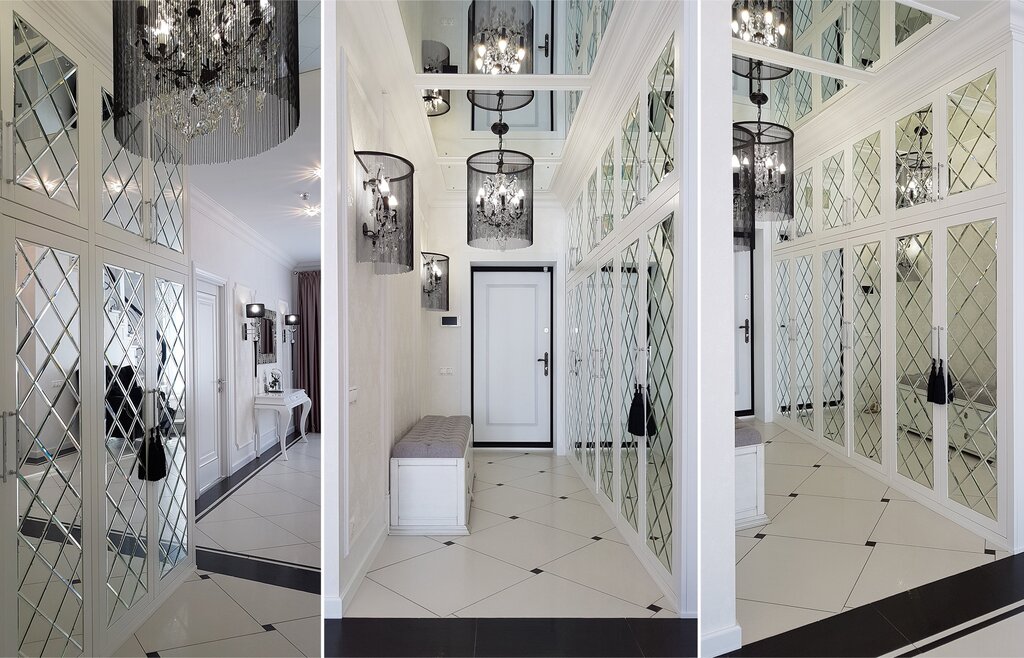 Mirrors with beveled edges in the hallway interior