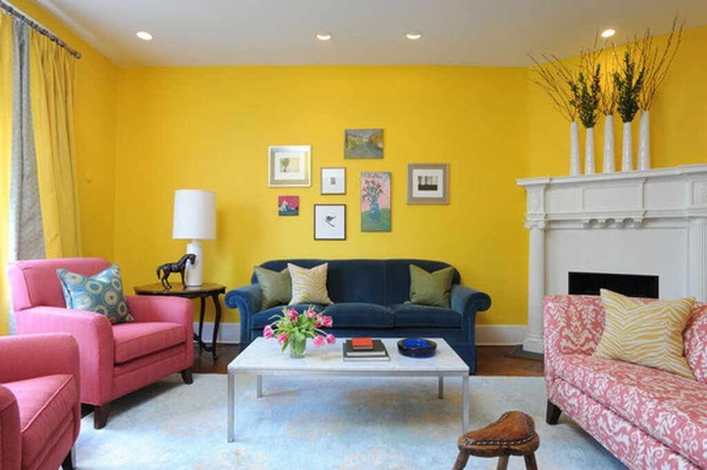 Yellow wallpaper for walls in the interior