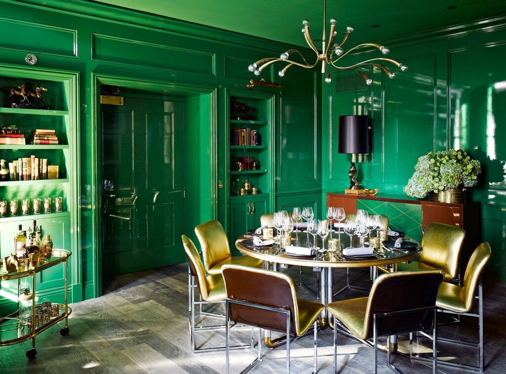 Gold and green in the interior